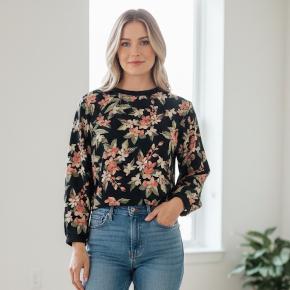 Forever 21 Floral Black Women's Top size small